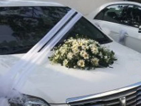 Hire budget wedding cars from lespri car rentals in sri lanka