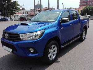 Toyota cab for rent for tourists with driver ad self drive in colombo
