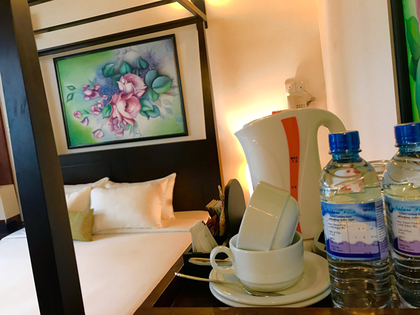 Colombo airport hotel lespri grand quadruple bed room