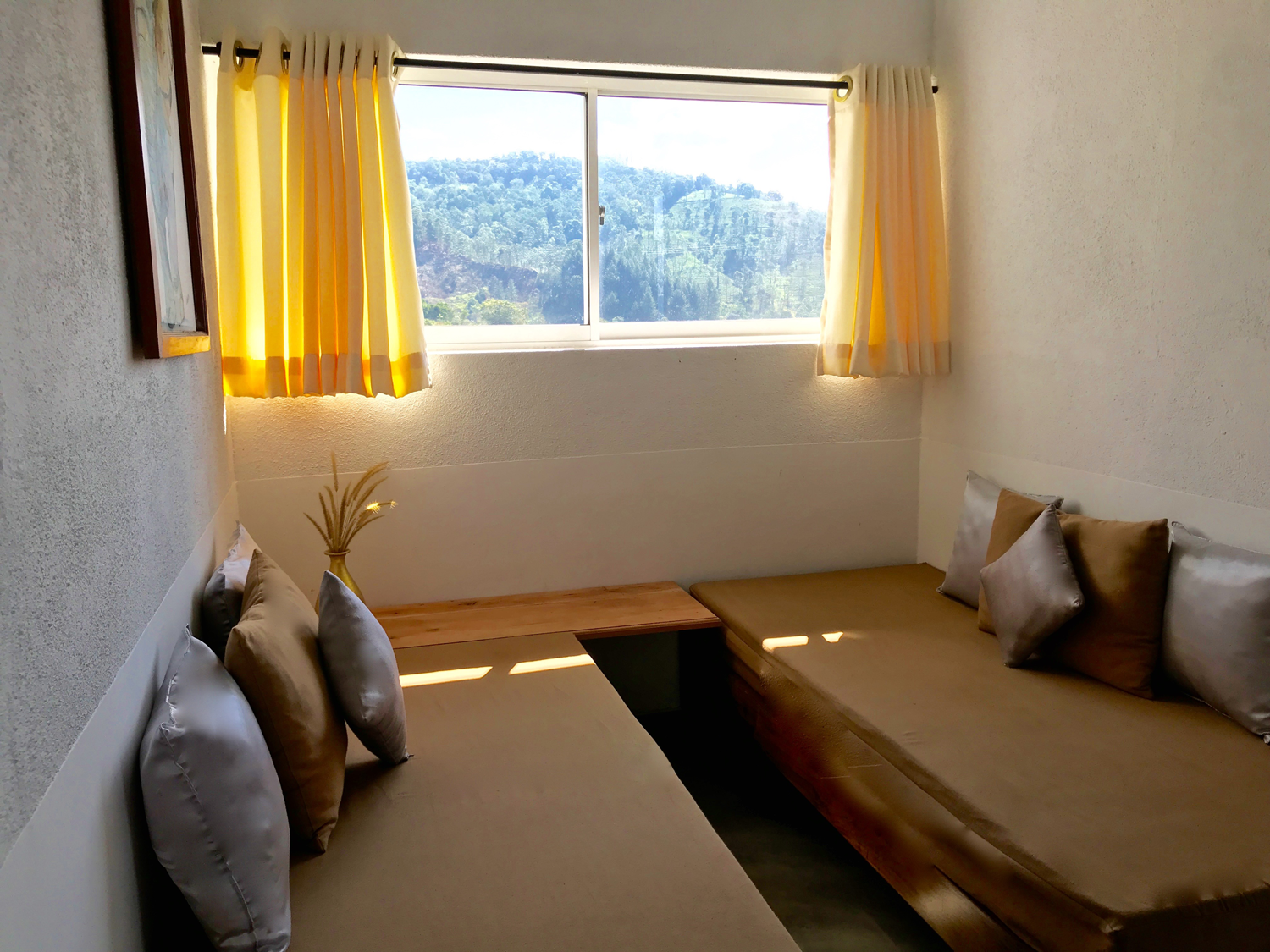 Suite room in kandy club lespri hotel